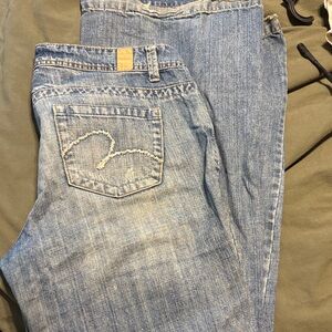 Maurices Light Blue Relaxed women’s Jeans